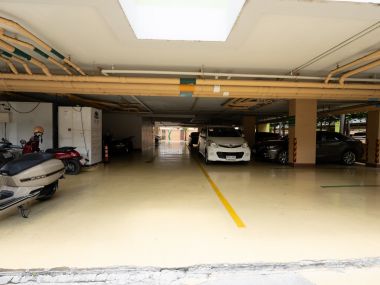 #Ratchada #HuaiKhwang || Large room, 32 sq.m. || 🚝 5 minutes to MRT Huai Khwang || 💵 Affordable monthly payments, only 9,xxx THB!!! || 🛍️ Fully furnished, ready to move in.