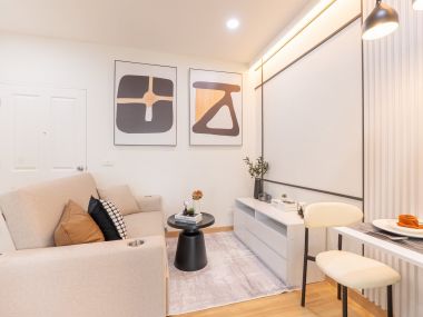 📌อยู่ #ห้วยขวาง แต่ได้คอนโดถูก || ✨ห้องใหญ่ 43ตร.ม. ||🚝 เดินถึง MRT ห้วยขวาง || 💵 ผ่อนเพียง 7,xxx เท่านั้น!! || 🤩ใกล้แหล่งงาน เดินทางสะดวก || 🛍️เฟอร์ครบพร้อมเข้าอยู่