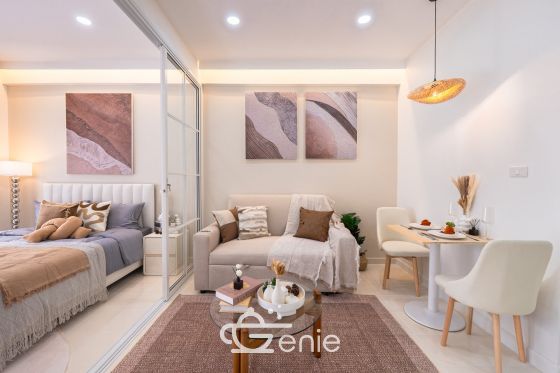 #Ramkhamhaeng #HuaMak || Large room, price under 2 million baht || 🚈 Near MRT Lam Sali Intersection || 💵 Installments as low as 6,xxx baht!! || 🎓 5 minutes to Ramkhamhaeng University || 🛍️ Fully furnished, ready to move in. Owner selling directly, only one unit available. Interested? Message me quickly! 😊 Condo Fak Khao Pode (Ramkhamhaeng 40) Project 📍 https://share.google/Slc7muQM35punc9tN This room is decorated in a Modern Japanese style, perfectly blending simplicity with warmth. It uses earth tones, wooden furniture, and warm white lighting. It helps create a calm and relaxing atmosphere, giving you the feeling of being on vacation every time you come home. . ✅ Room Details • Spacious 38 square meters of living space 🤯 • 1 Bedroom • 1 Bathroom • Separate open kitchen • 18th floor, Building 3 • Fully furnished, ready to move in. . >>> Price only 1.79 million baht <<< . 🔸Amenities🔸 💪🏻Fitness Center 🔒 Key Card access system, 24-hour CCTV 👮🏻♂️ CCTV & 24-hour security guard 🚘 Parking . 🔸Nearby Landmarks🔸 Transportation • MRT Yellow Line, Lam Sali Intersection Station • MRT Sri Kreetha Station • Airport Rail Link Hua Mak Shopping Centers • The Mall Lifestore Bangkapi • Makro Bangkapi • Lotus's Bangkapi Educational Institutions • Ramkhamhaeng University • Assumption University Hua Mak Campus • National Institute of Development Administration (NIDA) Medical Center • Ramkhamhaeng Hospital • Samitivej Srinakarin Hospital • Vejthani Hospital . Interested in loan application consultation, press 1️⃣ Interested in scheduling a viewing, press 2️⃣ Inquire about booking, press 3️⃣ Interested? Message us in Inbox! Or Line: @genie-property.com ## Hotline 📱 082-549-6669, 095-495-5463, 093-232-9888 ## #secondhandcondo #newlyrenovatedcondo #genieproperty #secondhandcondo #condonearbts #condo #renovated #affordablecondo #condonearbts #fullyfurnishedcondo #affordableinstallments #cheaperthanrent #OwnerSelling #Ramkhamhaeng #HuaMak #RamkhamhaengUniversity #CornHouseCondo #MRT #TheMallBangkapi #RamkhamhaengHospital #RamkhamhaengCondo #UsedCondoForSale