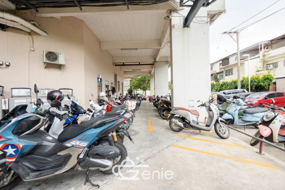 #Ramkhamhaeng #HuaMak || Large room, price under 2 million baht || 🚈 Near MRT Lam Sali Intersection || 💵 Installments as low as 6,xxx baht!! || 🎓 5 minutes to Ramkhamhaeng University || 🛍️ Fully furnished, ready to move in. Owner selling directly, only one unit available. Interested? Message me quickly! 😊 Condo Fak Khao Pode (Ramkhamhaeng 40) Project 📍 https://share.google/Slc7muQM35punc9tN This room is decorated in a Modern Japanese style, perfectly blending simplicity with warmth. It uses earth tones, wooden furniture, and warm white lighting. It helps create a calm and relaxing atmosphere, giving you the feeling of being on vacation every time you come home. . ✅ Room Details • Spacious 38 square meters of living space 🤯 • 1 Bedroom • 1 Bathroom • Separate open kitchen • 18th floor, Building 3 • Fully furnished, ready to move in. . >>> Price only 1.79 million baht <<< . 🔸Amenities🔸 💪🏻Fitness Center 🔒 Key Card access system, 24-hour CCTV 👮🏻♂️ CCTV & 24-hour security guard 🚘 Parking . 🔸Nearby Landmarks🔸 Transportation • MRT Yellow Line, Lam Sali Intersection Station • MRT Sri Kreetha Station • Airport Rail Link Hua Mak Shopping Centers • The Mall Lifestore Bangkapi • Makro Bangkapi • Lotus's Bangkapi Educational Institutions • Ramkhamhaeng University • Assumption University Hua Mak Campus • National Institute of Development Administration (NIDA) Medical Center • Ramkhamhaeng Hospital • Samitivej Srinakarin Hospital • Vejthani Hospital . Interested in loan application consultation, press 1️⃣ Interested in scheduling a viewing, press 2️⃣ Inquire about booking, press 3️⃣ Interested? Message us in Inbox! Or Line: @genie-property.com ## Hotline 📱 082-549-6669, 095-495-5463, 093-232-9888 ## #secondhandcondo #newlyrenovatedcondo #genieproperty #secondhandcondo #condonearbts #condo #renovated #affordablecondo #condonearbts #fullyfurnishedcondo #affordableinstallments #cheaperthanrent #OwnerSelling #Ramkhamhaeng #HuaMak #RamkhamhaengUniversity #CornHouseCondo #MRT #TheMallBangkapi #RamkhamhaengHospital #RamkhamhaengCondo #UsedCondoForSale