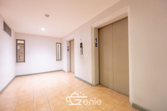 #Ramkhamhaeng #HuaMak || Large room, price under 2 million baht || 🚈 Near MRT Lam Sali Intersection || 💵 Installments as low as 6,xxx baht!! || 🎓 5 minutes to Ramkhamhaeng University || 🛍️ Fully furnished, ready to move in. Owner selling directly, only one unit available. Interested? Message me quickly! 😊 Condo Fak Khao Pode (Ramkhamhaeng 40) Project 📍 https://share.google/Slc7muQM35punc9tN This room is decorated in a Modern Japanese style, perfectly blending simplicity with warmth. It uses earth tones, wooden furniture, and warm white lighting. It helps create a calm and relaxing atmosphere, giving you the feeling of being on vacation every time you come home. . ✅ Room Details • Spacious 38 square meters of living space 🤯 • 1 Bedroom • 1 Bathroom • Separate open kitchen • 18th floor, Building 3 • Fully furnished, ready to move in. . >>> Price only 1.79 million baht <<< . 🔸Amenities🔸 💪🏻Fitness Center 🔒 Key Card access system, 24-hour CCTV 👮🏻♂️ CCTV & 24-hour security guard 🚘 Parking . 🔸Nearby Landmarks🔸 Transportation • MRT Yellow Line, Lam Sali Intersection Station • MRT Sri Kreetha Station • Airport Rail Link Hua Mak Shopping Centers • The Mall Lifestore Bangkapi • Makro Bangkapi • Lotus's Bangkapi Educational Institutions • Ramkhamhaeng University • Assumption University Hua Mak Campus • National Institute of Development Administration (NIDA) Medical Center • Ramkhamhaeng Hospital • Samitivej Srinakarin Hospital • Vejthani Hospital . Interested in loan application consultation, press 1️⃣ Interested in scheduling a viewing, press 2️⃣ Inquire about booking, press 3️⃣ Interested? Message us in Inbox! Or Line: @genie-property.com ## Hotline 📱 082-549-6669, 095-495-5463, 093-232-9888 ## #secondhandcondo #newlyrenovatedcondo #genieproperty #secondhandcondo #condonearbts #condo #renovated #affordablecondo #condonearbts #fullyfurnishedcondo #affordableinstallments #cheaperthanrent #OwnerSelling #Ramkhamhaeng #HuaMak #RamkhamhaengUniversity #CornHouseCondo #MRT #TheMallBangkapi #RamkhamhaengHospital #RamkhamhaengCondo #UsedCondoForSale