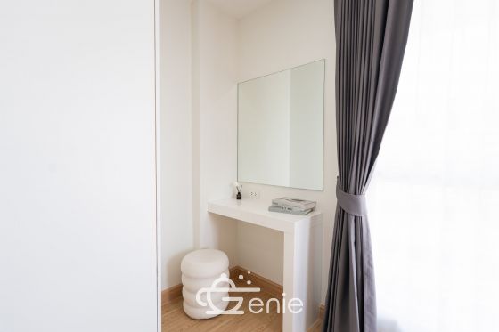 Walking distance to the mall and MRT Srinakarin || ✨Spacious 40 sq.m. room || 💵 Affordable monthly payments of only 7,xxx THB!!! || 🚝 Walking distance to MRT Suan Luang Rama IX Station || 🛍️ 500 m to Seacon Square || Fully furnished and ready to move in.  Owner selling directly. Only one room available. Interested? Message me now! 😊 Elements Srinakarin Project📍 https://share.google/78QLiHEHAcfrMF0B2  This room is decorated in a Modern Luxury style, featuring a striking white and black color scheme with black lines, adding dimension and a luxurious feel. The furniture features a simple yet detailed design, complemented by warm white lighting that creates a cozy and inviting atmosphere, reminiscent of a premium hotel.  ✅ Room Details • Spacious 39.6 square meters of living space 🤯 • 1 Bedroom • 1 Bathroom • Separate open kitchen • 7th Floor, Building B4, Building 3 • Fully furnished; move-in ready!  >>> Price: Only 2.29 Million Baht <<<  🔸Amenities🔸 🌊 Swimming Pool 💪🏻 Fitness Center 📕 Multipurpose Room 🌳 Relaxation Garden 🔒 Key Card Access System, 24-hour CCTV 👮🏻‍♂️ CCTV & 24-hour Security Guard 🚘 Parking  🔸Nearby Landmarks🔸 Transportation • MRT Suan Luang Rama IX Station • MRT Srinakarin 38 Station  Shopping Centers • Seacon Square • Lotus Express • 7-11 • Srinakarin Train Night Market Nearby Amenities: • Makro Srinakarin • Paradise Place • Central Plaza Bangna • Little Walk Bangna • The Bangkok Mall • Mega Bangna Educational Institutions: • Dusit Thani College • Triam Udom Suksa Pattanakarn School • Kasem Bundit University • Montessori International School Bangkok • Stamford University • Assumption University • Wells International School • Berkeley International School Medical Centers: • Thai Nakarin Hospital • Sikarin Hospital • Vibharam Hospital • Samitivej Srinakarin Hospital  Interested in loan application consultation? Press 1️⃣ Interested in viewing a room? Press 2️⃣ Inquiring about booking? Press 3️⃣ Interested? Send a message via Inbox! or Line: @genie-property.com ## Hotline 📱 082-549-6669, 095-495-5463, 093-232-9888 ##  #UsedCondo #NewlyRenovatedCondo #genieproperty #UsedCondoNearMRT #Condo #Renovated #AffordableCondo #CondoNearBTS #FullyFurnishedCondo #LowInstallments #CheaperThanRent #OwnerSelling #Srinakarin #SeaconSquare #SuanLuangRama9 #MRT #SrinakarinCondo #UsedCondoForSale