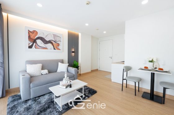 Walking distance to the mall and MRT Srinakarin || ✨Spacious 40 sq.m. room || 💵 Affordable monthly payments of only 7,xxx THB!!! || 🚝 Walking distance to MRT Suan Luang Rama IX Station || 🛍️ 500 m to Seacon Square || Fully furnished and ready to move in.  Owner selling directly. Only one room available. Interested? Message me now! 😊 Elements Srinakarin Project📍 https://share.google/78QLiHEHAcfrMF0B2  This room is decorated in a Modern Luxury style, featuring a striking white and black color scheme with black lines, adding dimension and a luxurious feel. The furniture features a simple yet detailed design, complemented by warm white lighting that creates a cozy and inviting atmosphere, reminiscent of a premium hotel.  ✅ Room Details • Spacious 39.6 square meters of living space 🤯 • 1 Bedroom • 1 Bathroom • Separate open kitchen • 7th Floor, Building B4, Building 3 • Fully furnished; move-in ready!  >>> Price: Only 2.29 Million Baht <<<  🔸Amenities🔸 🌊 Swimming Pool 💪🏻 Fitness Center 📕 Multipurpose Room 🌳 Relaxation Garden 🔒 Key Card Access System, 24-hour CCTV 👮🏻‍♂️ CCTV & 24-hour Security Guard 🚘 Parking  🔸Nearby Landmarks🔸 Transportation • MRT Suan Luang Rama IX Station • MRT Srinakarin 38 Station  Shopping Centers • Seacon Square • Lotus Express • 7-11 • Srinakarin Train Night Market Nearby Amenities: • Makro Srinakarin • Paradise Place • Central Plaza Bangna • Little Walk Bangna • The Bangkok Mall • Mega Bangna Educational Institutions: • Dusit Thani College • Triam Udom Suksa Pattanakarn School • Kasem Bundit University • Montessori International School Bangkok • Stamford University • Assumption University • Wells International School • Berkeley International School Medical Centers: • Thai Nakarin Hospital • Sikarin Hospital • Vibharam Hospital • Samitivej Srinakarin Hospital  Interested in loan application consultation? Press 1️⃣ Interested in viewing a room? Press 2️⃣ Inquiring about booking? Press 3️⃣ Interested? Send a message via Inbox! or Line: @genie-property.com ## Hotline 📱 082-549-6669, 095-495-5463, 093-232-9888 ##  #UsedCondo #NewlyRenovatedCondo #genieproperty #UsedCondoNearMRT #Condo #Renovated #AffordableCondo #CondoNearBTS #FullyFurnishedCondo #LowInstallments #CheaperThanRent #OwnerSelling #Srinakarin #SeaconSquare #SuanLuangRama9 #MRT #SrinakarinCondo #UsedCondoForSale