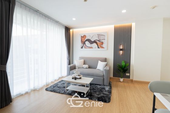 Walking distance to the mall and MRT Srinakarin || ✨Spacious 40 sq.m. room || 💵 Affordable monthly payments of only 7,xxx THB!!! || 🚝 Walking distance to MRT Suan Luang Rama IX Station || 🛍️ 500 m to Seacon Square || Fully furnished and ready to move in.  Owner selling directly. Only one room available. Interested? Message me now! 😊 Elements Srinakarin Project📍 https://share.google/78QLiHEHAcfrMF0B2  This room is decorated in a Modern Luxury style, featuring a striking white and black color scheme with black lines, adding dimension and a luxurious feel. The furniture features a simple yet detailed design, complemented by warm white lighting that creates a cozy and inviting atmosphere, reminiscent of a premium hotel.  ✅ Room Details • Spacious 39.6 square meters of living space 🤯 • 1 Bedroom • 1 Bathroom • Separate open kitchen • 7th Floor, Building B4, Building 3 • Fully furnished; move-in ready!  >>> Price: Only 2.29 Million Baht <<<  🔸Amenities🔸 🌊 Swimming Pool 💪🏻 Fitness Center 📕 Multipurpose Room 🌳 Relaxation Garden 🔒 Key Card Access System, 24-hour CCTV 👮🏻‍♂️ CCTV & 24-hour Security Guard 🚘 Parking  🔸Nearby Landmarks🔸 Transportation • MRT Suan Luang Rama IX Station • MRT Srinakarin 38 Station  Shopping Centers • Seacon Square • Lotus Express • 7-11 • Srinakarin Train Night Market Nearby Amenities: • Makro Srinakarin • Paradise Place • Central Plaza Bangna • Little Walk Bangna • The Bangkok Mall • Mega Bangna Educational Institutions: • Dusit Thani College • Triam Udom Suksa Pattanakarn School • Kasem Bundit University • Montessori International School Bangkok • Stamford University • Assumption University • Wells International School • Berkeley International School Medical Centers: • Thai Nakarin Hospital • Sikarin Hospital • Vibharam Hospital • Samitivej Srinakarin Hospital  Interested in loan application consultation? Press 1️⃣ Interested in viewing a room? Press 2️⃣ Inquiring about booking? Press 3️⃣ Interested? Send a message via Inbox! or Line: @genie-property.com ## Hotline 📱 082-549-6669, 095-495-5463, 093-232-9888 ##  #UsedCondo #NewlyRenovatedCondo #genieproperty #UsedCondoNearMRT #Condo #Renovated #AffordableCondo #CondoNearBTS #FullyFurnishedCondo #LowInstallments #CheaperThanRent #OwnerSelling #Srinakarin #SeaconSquare #SuanLuangRama9 #MRT #SrinakarinCondo #UsedCondoForSale