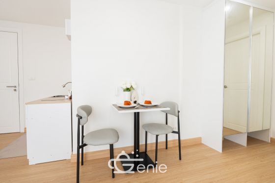 Walking distance to the mall and MRT Srinakarin || ✨Spacious 40 sq.m. room || 💵 Affordable monthly payments of only 7,xxx THB!!! || 🚝 Walking distance to MRT Suan Luang Rama IX Station || 🛍️ 500 m to Seacon Square || Fully furnished and ready to move in.  Owner selling directly. Only one room available. Interested? Message me now! 😊 Elements Srinakarin Project📍 https://share.google/78QLiHEHAcfrMF0B2  This room is decorated in a Modern Luxury style, featuring a striking white and black color scheme with black lines, adding dimension and a luxurious feel. The furniture features a simple yet detailed design, complemented by warm white lighting that creates a cozy and inviting atmosphere, reminiscent of a premium hotel.  ✅ Room Details • Spacious 39.6 square meters of living space 🤯 • 1 Bedroom • 1 Bathroom • Separate open kitchen • 7th Floor, Building B4, Building 3 • Fully furnished; move-in ready!  >>> Price: Only 2.29 Million Baht <<<  🔸Amenities🔸 🌊 Swimming Pool 💪🏻 Fitness Center 📕 Multipurpose Room 🌳 Relaxation Garden 🔒 Key Card Access System, 24-hour CCTV 👮🏻‍♂️ CCTV & 24-hour Security Guard 🚘 Parking  🔸Nearby Landmarks🔸 Transportation • MRT Suan Luang Rama IX Station • MRT Srinakarin 38 Station  Shopping Centers • Seacon Square • Lotus Express • 7-11 • Srinakarin Train Night Market Nearby Amenities: • Makro Srinakarin • Paradise Place • Central Plaza Bangna • Little Walk Bangna • The Bangkok Mall • Mega Bangna Educational Institutions: • Dusit Thani College • Triam Udom Suksa Pattanakarn School • Kasem Bundit University • Montessori International School Bangkok • Stamford University • Assumption University • Wells International School • Berkeley International School Medical Centers: • Thai Nakarin Hospital • Sikarin Hospital • Vibharam Hospital • Samitivej Srinakarin Hospital  Interested in loan application consultation? Press 1️⃣ Interested in viewing a room? Press 2️⃣ Inquiring about booking? Press 3️⃣ Interested? Send a message via Inbox! or Line: @genie-property.com ## Hotline 📱 082-549-6669, 095-495-5463, 093-232-9888 ##  #UsedCondo #NewlyRenovatedCondo #genieproperty #UsedCondoNearMRT #Condo #Renovated #AffordableCondo #CondoNearBTS #FullyFurnishedCondo #LowInstallments #CheaperThanRent #OwnerSelling #Srinakarin #SeaconSquare #SuanLuangRama9 #MRT #SrinakarinCondo #UsedCondoForSale