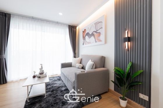 Walking distance to the mall and MRT Srinakarin || ✨Spacious 40 sq.m. room || 💵 Affordable monthly payments of only 7,xxx THB!!! || 🚝 Walking distance to MRT Suan Luang Rama IX Station || 🛍️ 500 m to Seacon Square || Fully furnished and ready to move in.  Owner selling directly. Only one room available. Interested? Message me now! 😊 Elements Srinakarin Project📍 https://share.google/78QLiHEHAcfrMF0B2  This room is decorated in a Modern Luxury style, featuring a striking white and black color scheme with black lines, adding dimension and a luxurious feel. The furniture features a simple yet detailed design, complemented by warm white lighting that creates a cozy and inviting atmosphere, reminiscent of a premium hotel.  ✅ Room Details • Spacious 39.6 square meters of living space 🤯 • 1 Bedroom • 1 Bathroom • Separate open kitchen • 7th Floor, Building B4, Building 3 • Fully furnished; move-in ready!  >>> Price: Only 2.29 Million Baht <<<  🔸Amenities🔸 🌊 Swimming Pool 💪🏻 Fitness Center 📕 Multipurpose Room 🌳 Relaxation Garden 🔒 Key Card Access System, 24-hour CCTV 👮🏻‍♂️ CCTV & 24-hour Security Guard 🚘 Parking  🔸Nearby Landmarks🔸 Transportation • MRT Suan Luang Rama IX Station • MRT Srinakarin 38 Station  Shopping Centers • Seacon Square • Lotus Express • 7-11 • Srinakarin Train Night Market Nearby Amenities: • Makro Srinakarin • Paradise Place • Central Plaza Bangna • Little Walk Bangna • The Bangkok Mall • Mega Bangna Educational Institutions: • Dusit Thani College • Triam Udom Suksa Pattanakarn School • Kasem Bundit University • Montessori International School Bangkok • Stamford University • Assumption University • Wells International School • Berkeley International School Medical Centers: • Thai Nakarin Hospital • Sikarin Hospital • Vibharam Hospital • Samitivej Srinakarin Hospital  Interested in loan application consultation? Press 1️⃣ Interested in viewing a room? Press 2️⃣ Inquiring about booking? Press 3️⃣ Interested? Send a message via Inbox! or Line: @genie-property.com ## Hotline 📱 082-549-6669, 095-495-5463, 093-232-9888 ##  #UsedCondo #NewlyRenovatedCondo #genieproperty #UsedCondoNearMRT #Condo #Renovated #AffordableCondo #CondoNearBTS #FullyFurnishedCondo #LowInstallments #CheaperThanRent #OwnerSelling #Srinakarin #SeaconSquare #SuanLuangRama9 #MRT #SrinakarinCondo #UsedCondoForSale