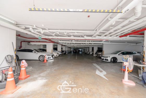 Walking distance to the mall and MRT Srinakarin || ✨Spacious 40 sq.m. room || 💵 Affordable monthly payments of only 7,xxx THB!!! || 🚝 Walking distance to MRT Suan Luang Rama IX Station || 🛍️ 500 m to Seacon Square || Fully furnished and ready to move in.  Owner selling directly. Only one room available. Interested? Message me now! 😊 Elements Srinakarin Project📍 https://share.google/78QLiHEHAcfrMF0B2  This room is decorated in a Modern Luxury style, featuring a striking white and black color scheme with black lines, adding dimension and a luxurious feel. The furniture features a simple yet detailed design, complemented by warm white lighting that creates a cozy and inviting atmosphere, reminiscent of a premium hotel.  ✅ Room Details • Spacious 39.6 square meters of living space 🤯 • 1 Bedroom • 1 Bathroom • Separate open kitchen • 7th Floor, Building B4, Building 3 • Fully furnished; move-in ready!  >>> Price: Only 2.29 Million Baht <<<  🔸Amenities🔸 🌊 Swimming Pool 💪🏻 Fitness Center 📕 Multipurpose Room 🌳 Relaxation Garden 🔒 Key Card Access System, 24-hour CCTV 👮🏻‍♂️ CCTV & 24-hour Security Guard 🚘 Parking  🔸Nearby Landmarks🔸 Transportation • MRT Suan Luang Rama IX Station • MRT Srinakarin 38 Station  Shopping Centers • Seacon Square • Lotus Express • 7-11 • Srinakarin Train Night Market Nearby Amenities: • Makro Srinakarin • Paradise Place • Central Plaza Bangna • Little Walk Bangna • The Bangkok Mall • Mega Bangna Educational Institutions: • Dusit Thani College • Triam Udom Suksa Pattanakarn School • Kasem Bundit University • Montessori International School Bangkok • Stamford University • Assumption University • Wells International School • Berkeley International School Medical Centers: • Thai Nakarin Hospital • Sikarin Hospital • Vibharam Hospital • Samitivej Srinakarin Hospital  Interested in loan application consultation? Press 1️⃣ Interested in viewing a room? Press 2️⃣ Inquiring about booking? Press 3️⃣ Interested? Send a message via Inbox! or Line: @genie-property.com ## Hotline 📱 082-549-6669, 095-495-5463, 093-232-9888 ##  #UsedCondo #NewlyRenovatedCondo #genieproperty #UsedCondoNearMRT #Condo #Renovated #AffordableCondo #CondoNearBTS #FullyFurnishedCondo #LowInstallments #CheaperThanRent #OwnerSelling #Srinakarin #SeaconSquare #SuanLuangRama9 #MRT #SrinakarinCondo #UsedCondoForSale
