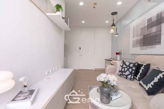 🔥อัพเกรดชีวิตที่ #รามคำแหง || 💵ไม่ถึง 2 ล้าน ||✨ห้องใหญ่ แต่งหรู 30 ตร.ม. || 💵ผ่อนเพียง 7,xxxเท่านั้น!! || ใกล้ Airport Rail Link || || 🛍️ เฟอร์ครบ พร้อมเข้าอยู่