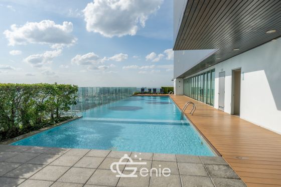 🔥อัพเกรดชีวิตที่ #รามคำแหง || 💵ไม่ถึง 2 ล้าน ||✨ห้องใหญ่ แต่งหรู 30 ตร.ม. || 💵ผ่อนเพียง 7,xxxเท่านั้น!! || ใกล้ Airport Rail Link || || 🛍️ เฟอร์ครบ พร้อมเข้าอยู่