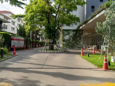 🔥อัพเกรดชีวิตที่ #รามคำแหง || 💵ไม่ถึง 2 ล้าน ||✨ห้องใหญ่ แต่งหรู 30 ตร.ม. || 💵ผ่อนเพียง 7,xxxเท่านั้น!! || ใกล้ Airport Rail Link || || 🛍️ เฟอร์ครบ พร้อมเข้าอยู่