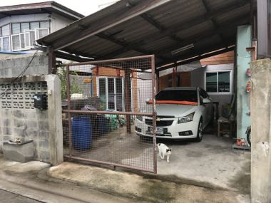 ขายบ้านเดียวราคาสุดคุ้ม!! 2 ชั้น พื้นที่ 43 ตร.ว. ลาดพร้าว 64  2 ห้องนอน 2 ห้องน้ำ เพียง 6,000,000 บาท เท่านั้น!! (Owner)