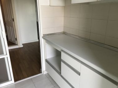 ** Hot Deal! ** Lumpini Place Rama9 - Ratchada ปล่อยเช่า ในราคาเพียง 11,000บาท/เดือน 1 ห้องนอน 1 ห้องน้ำ 35ตรม. ใกล้ MRT พระราม 9 เฟอร์นิเจอร์ครบพร้อมเข้าอยู่  PROP000375