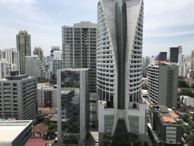 ปล่อยเช่า! ASHTON ASOKE ในราคาเพียง 36,000บาท/เดือน 1 ห้องนอน 1 ห้องน้ำ 35ตรม. ติดรถไฟฟ้า MRT สุขุมวิท และใกล้ BTS อโศก เฟอร์นิเจอร์ครบพร้อมเข้าอยู่ PROP000381