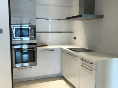 เช่า/ขาย เบลกราเวียเรสซิเดนซ์ 4ห้องนอน พร้อมห้องแม่บ้าน วิวสระน้ำ 298ตรม