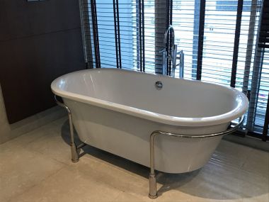 เช่า/ขาย เบลกราเวียเรสซิเดนซ์ 4ห้องนอน พร้อมห้องแม่บ้าน วิวสระน้ำ 298ตรม