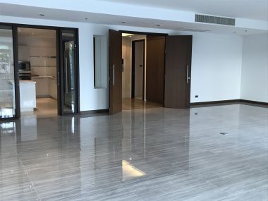 ขาย/เช่า คอนโดเบลกราเวียเรสซิเดนซ์ ใกล้บีทีเอสพร้อมพงษ์ 4ห้องนอน 298ตรม