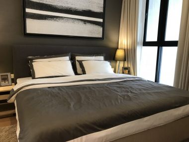 เช่าคอนโด liv@49 2 ห้องนอน duplex