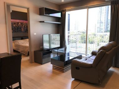 ** sale/rent! ** For sale 9,570,000THB Transfer 50/50 and For rent 35,000THB/month at HQ Thonglor 1 Bedroom 1 Bathroom Fully furnished PROP000398