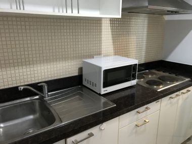 For Rent! at Baan Siri 24 1 Bedroom 1 Bathroom 30,000THB/Month Fully furnished (PROP000040)