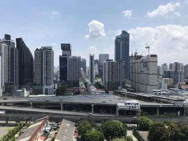 for rent at Life Asoke 1 Bedroom 1 Bathroom 20,000THB/month Fully furnished (can negotiate) PROP000407