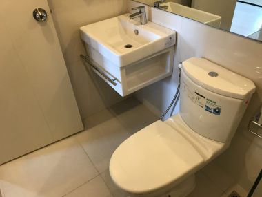 for rent at Life Asoke 1 Bedroom 1 Bathroom 20,000THB/month Fully furnished (can negotiate) PROP000407