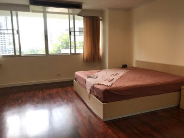 ให้เช่า! D.S. Tower 1 Sukhumvit 33 3 ห้องนอน 200 ตรม. ห้องมุม ใกล่ BTS พร้อมพงษ์ เพียง 65,000บาท/เดือน  ตกแต่งห้องใหม่ เฟอร์นิเจอร์ครบพร้อมเข้าอยู่ PROP000415