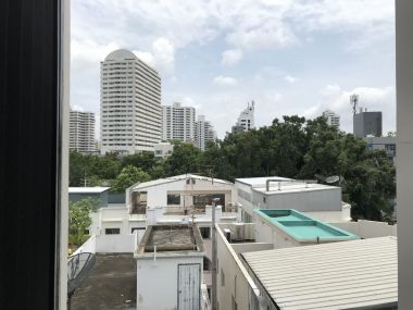 For rent at LIV@49 1 Bedroom 1 Bathroom 36,000THB/month Fully furnished (can negotiate) PROP000419
