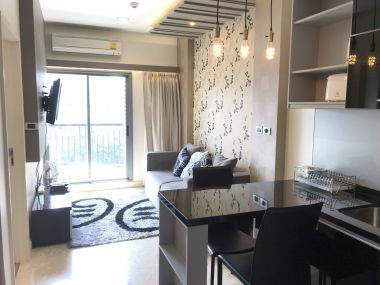 For rent at The Crest Sukhumvit 34 1 Bedroom 1 Bathroom 28,000THB/month Fully furnished PROP000422