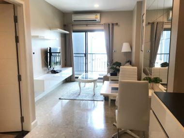For rent at The Crest Sukhumvit 34 1 Bedroom 1 Bathroom 40,000THB/month Fully furnished PROP000424
