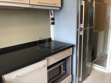 For rent at The Crest Sukhumvit 49 1 Bedroom 1 Bathroom 37,000THB/month Fully furnished PROP000430