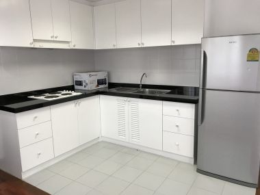 For rent at Acadamia Grand Tower 2 Bedroom 2 Bathroom 1 Living 58,000THB/month Fully furnished PROP000433