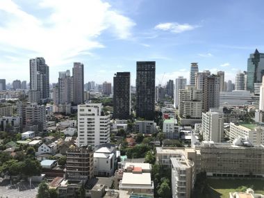 For rent at Edge Sukhumvit 23 1 Bedroom 1 Bathroom 28,000/month Fully furnished (can negotiate ) PROP000434