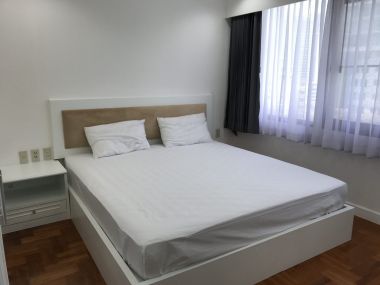 For rent at Acadamia Grand Tower 2 Bedroom 1 Bathroom 1 Living 40,000THB/month Fully furnished PROP000435