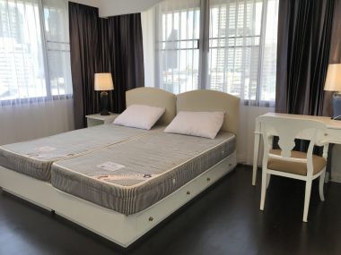 For rent at Acadamia Grand Tower 3 Bedroom 2 Bathroom 60,000THB/month Fully furnished PROP000440