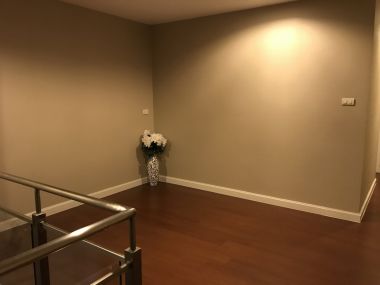 ให้เช่า! Belle Grand Rama9 5 ห้องนอน 206.42 ตรม. (Duplex) ใกล้ MRT พระราม9 เพียง 100,000บาท/เดือน เฟอร์นิเจอร์ครบพร้อมเข้าอยู่ PROP000449