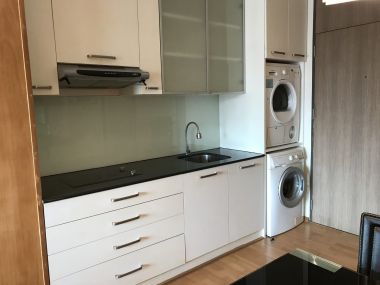 ** Hot Deal ** For rent at Noble Remix 1 Bedroom 1 Bathroom 25,000THB/Month Fully furnished (P-00676)
