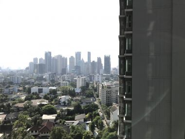 ** Hot Deal ** For rent at Noble Remix 1 Bedroom 1 Bathroom 25,000THB/Month Fully furnished (P-00676)