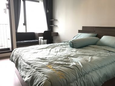 ปล่อยเช่า! LIFE Asoke - Rama 9 ในราคาเพียง 14,000บาท/เดือน Type Studio ขนาด 26ตรม. ใกล้ MRT พระราม9 เฟอร์นิเจอร์ครบพร้อมเข้าอยู่ PROP000450