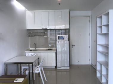 ** Hot Deal! ** For rent at T.C. Green 1 Bedroom 1 Bathroom 13,000THB/month Fully furnished PROP000454