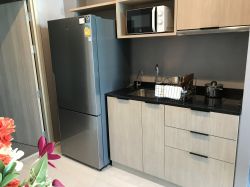 ** Hot Deal! ** For rent at Noble Ploenchit 1 Bathroom 1 Bedroom 31,000THB/month Fully furnished PROP000472