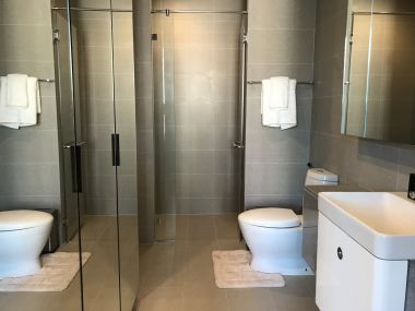 ** Hot Deal! ** For rent at Noble Ploenchit 1 Bathroom 1 Bedroom 31,000THB/month Fully furnished PROP000472