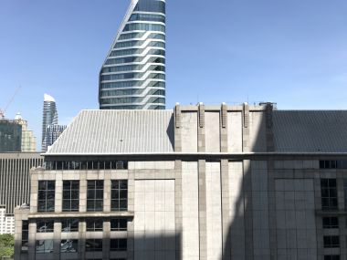 ** Hot Deal! ** For rent at Noble Ploenchit 1 Bathroom 1 Bedroom 31,000THB/month Fully furnished PROP000472