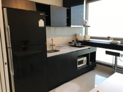 For rent at Rhythm Sukhumvit 44/1 27,000THB/month 1 Bedroom 1 Bathroom Fully furnished PROP000481