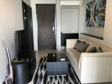 ปล่อยเช่า! Rhythm Sukhumvit 44/1 ในราคาเพียง 38,000บาท/เดือน 1 ห้องนอน ขนาด 45ตรม. ชั้นสูง++ วิวสวย ใกล้ BTS พระโขนง เฟอร์นิเจอร์ครบพร้อมเข้าอยู่ PROP000482