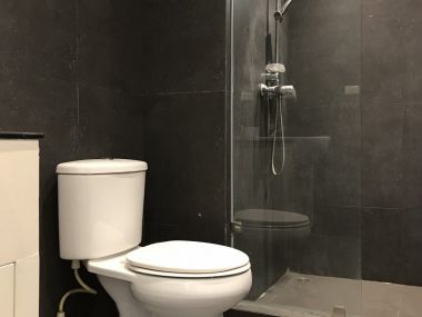 ** sale/rent! ** For sale 8,560,000THB and For rent 35,000THB/month at 49 Plus one 2 Bedroom 2 Bathroom Fully furnished (can negotiate) PROP000500