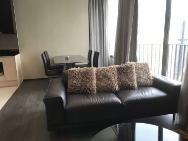 ปล่อยเช่า! The Edge Sukhumvit 23 ในราคาเพียง 55,000 บาท/เดือน 2 ห้องนอน 2 ห้องน้ำ 62.5ตรม ใกล้ BTS สุขุมวิท เฟอร์นิเจอร์ครบพร้อมเข้าอยู่ PROP000501