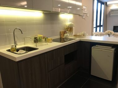 ปล่อยเช่า! The Remarkable Soonvijai 2 ในราคาเพียง 25,000บาท/เดือน 2 ห้องนอน 2 ห้องน้ำ 55.09ตรม. ใกล้ MRT เพชรบุรี เฟอร์นิเจอร์ครบพร้อมเข้าอยู่ PROP000520