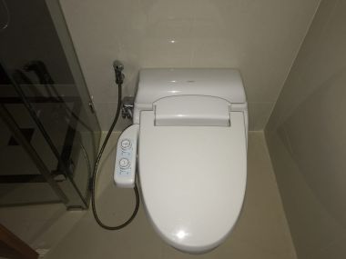 ปล่อยเช่า! The Address Sukhumvit 28 ในราคาเพียง 60,000บาท/เดือน 2 ห้องนอนขนาดใหญ่  67 ตรม. ใกล้ BTS พร้อมพงษ์ เฟอร์นิเจอร์ครบพร้อมเข้าอยู่