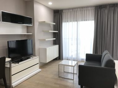 ให้เช่า! Noble Remix  1 ห้องนอน 43 ตรม. เพียง 25,000 บาท/เดือน เฟอร์นิเจอร์ครบพร้อมเข้าอยู่