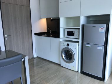 Noble Remix ให้เช่า ในราคาเพียง 45,000บาท/เดือน 1 ห้องนอน 1 ห้องน้ำ 53ตรม. ห้องใหญ่อยู่สบาย คอนโดเสย BTS ทองหล่อ เฟอร์นิเจอร์ครบพร้อมเข้าอยู่ (P-00682)